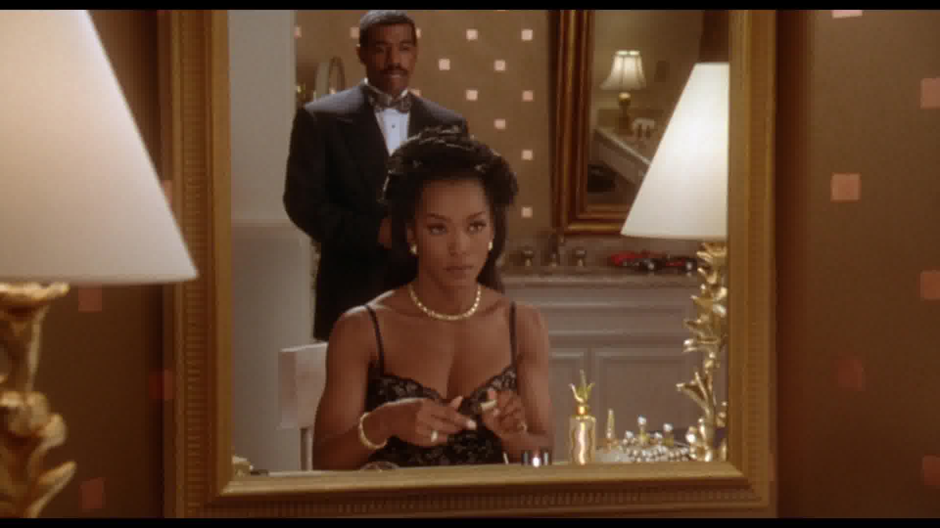 WaitingtoExhale-Caps-0021.jpg