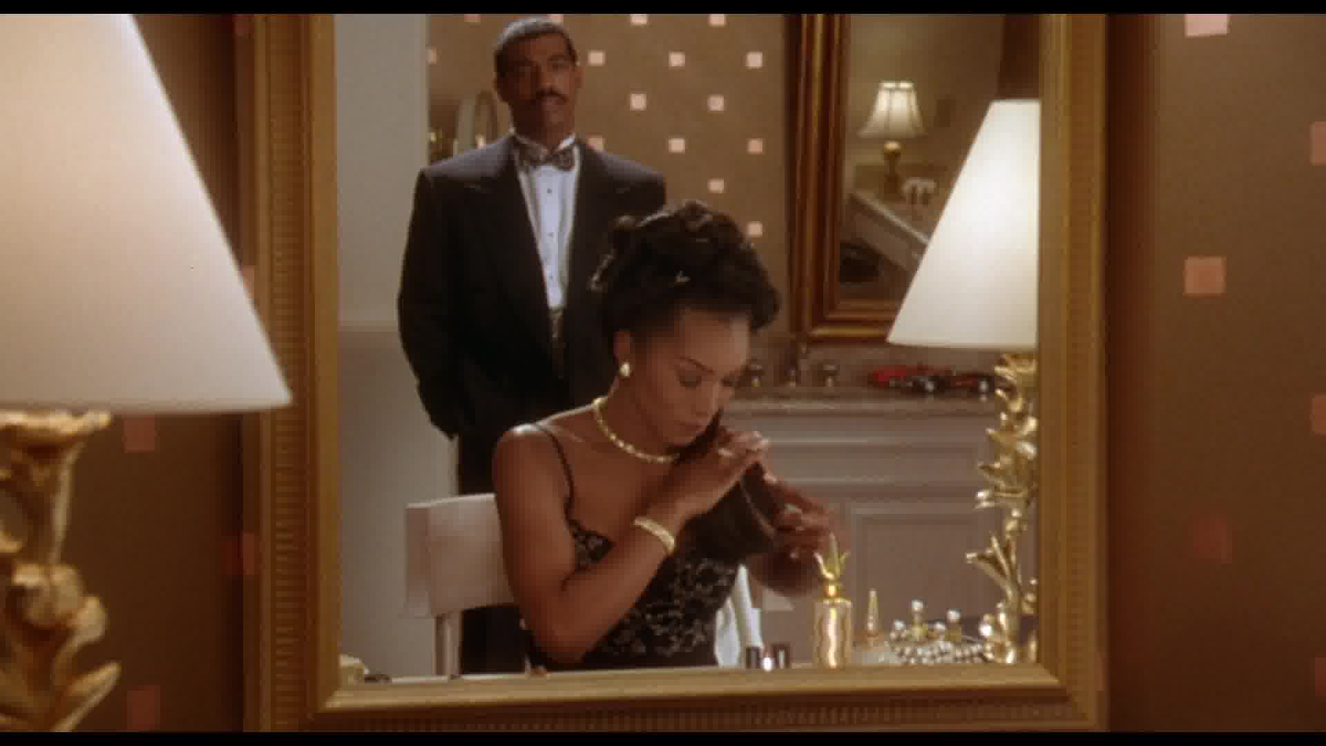 WaitingtoExhale-Caps-0032.jpg