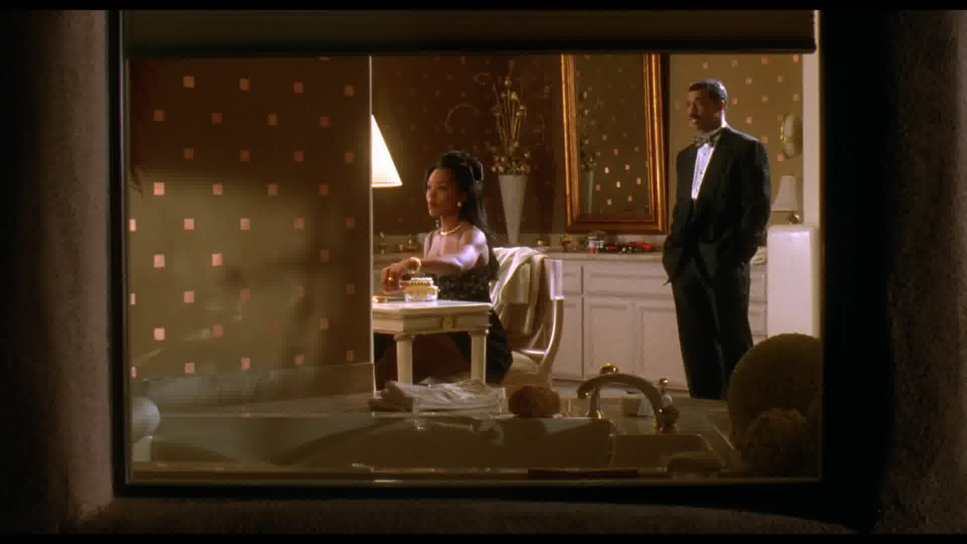 WaitingtoExhale-Caps-0051.jpg