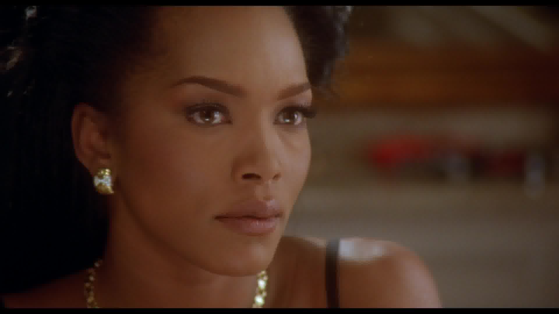 WaitingtoExhale-Caps-0085.jpg