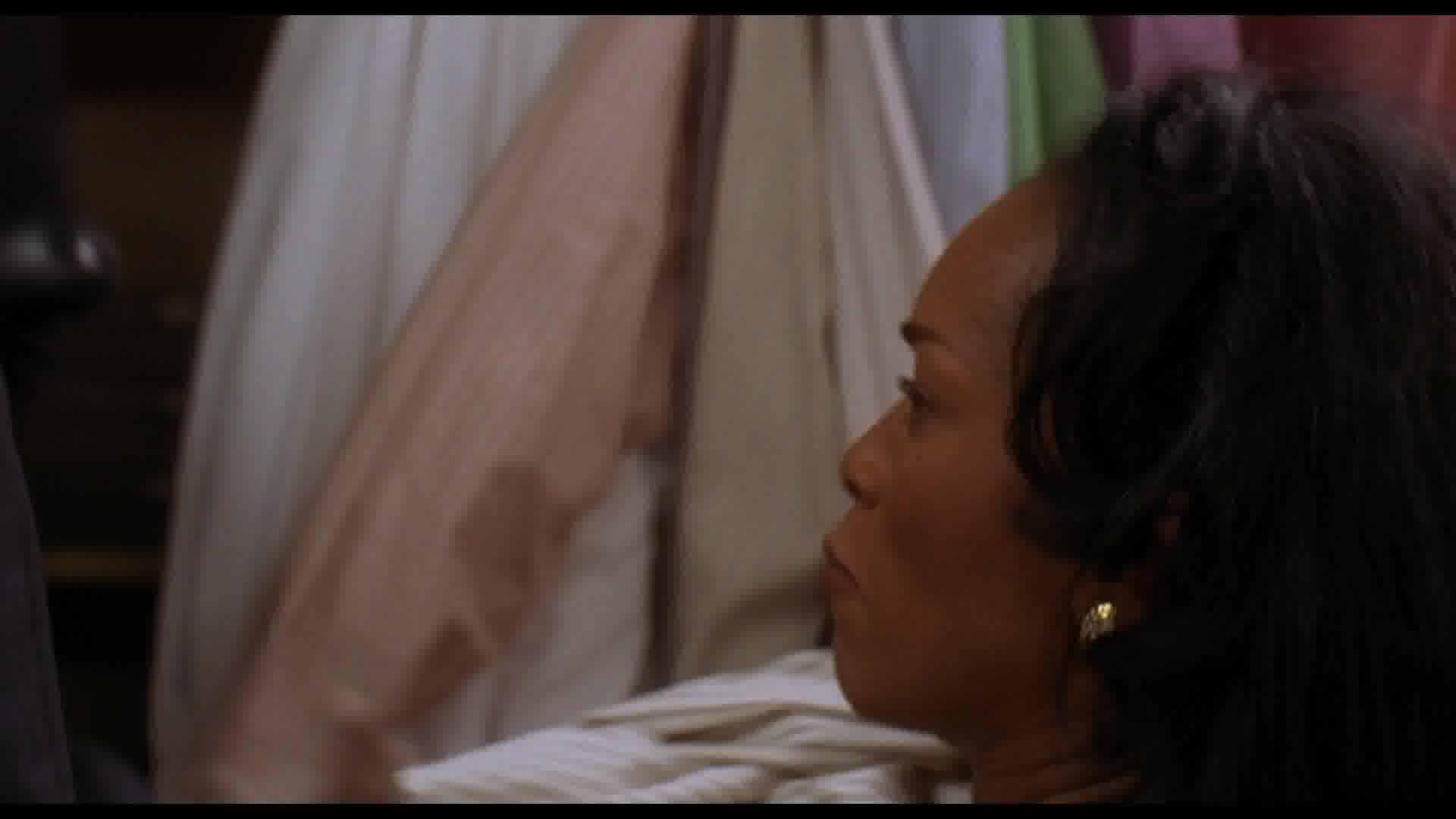 WaitingtoExhale-Caps-0221.jpg