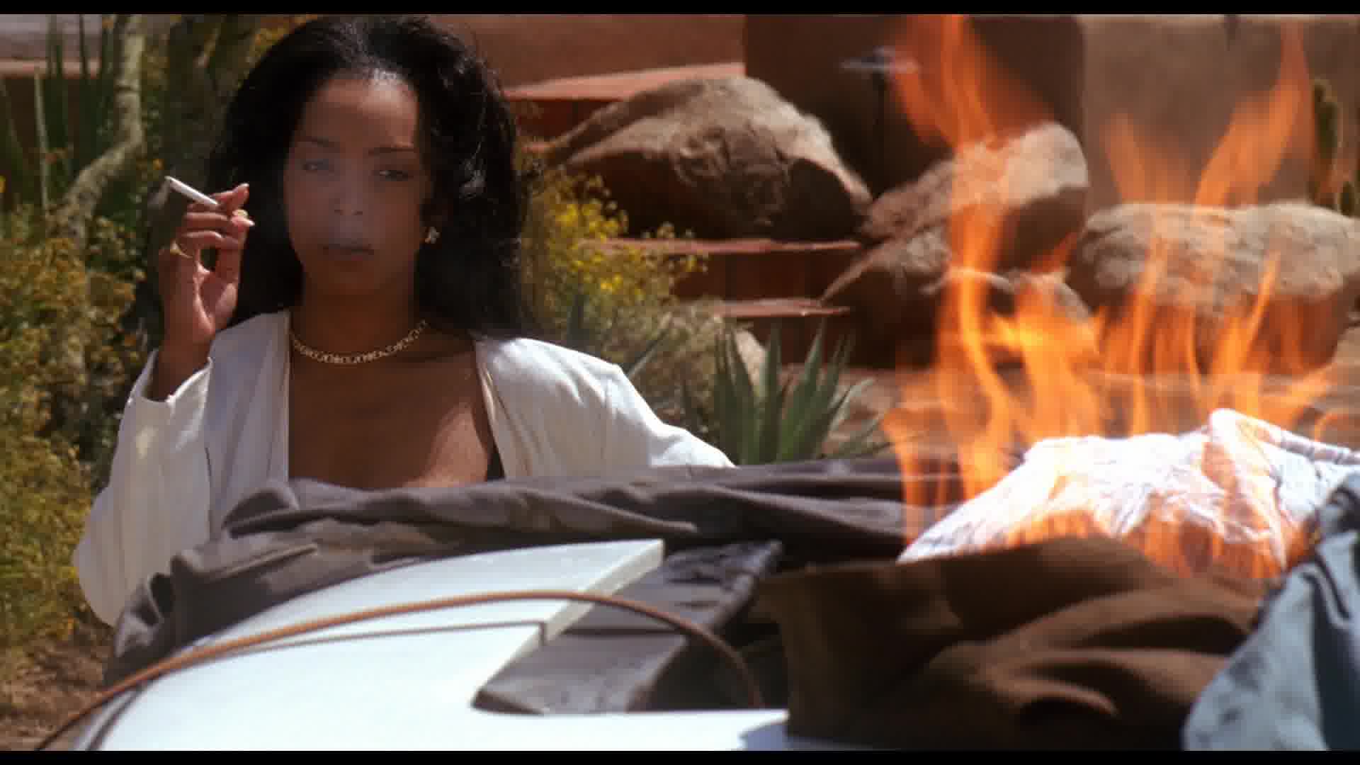 WaitingtoExhale-Caps-0311.jpg