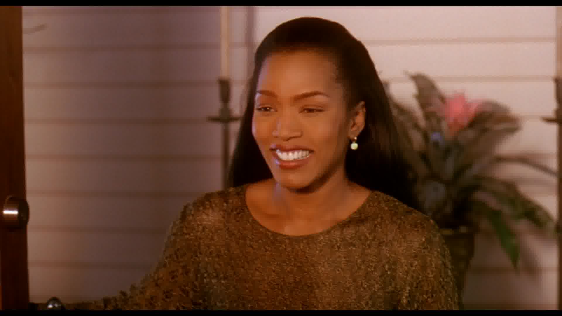 WaitingtoExhale-Caps-0373.jpg