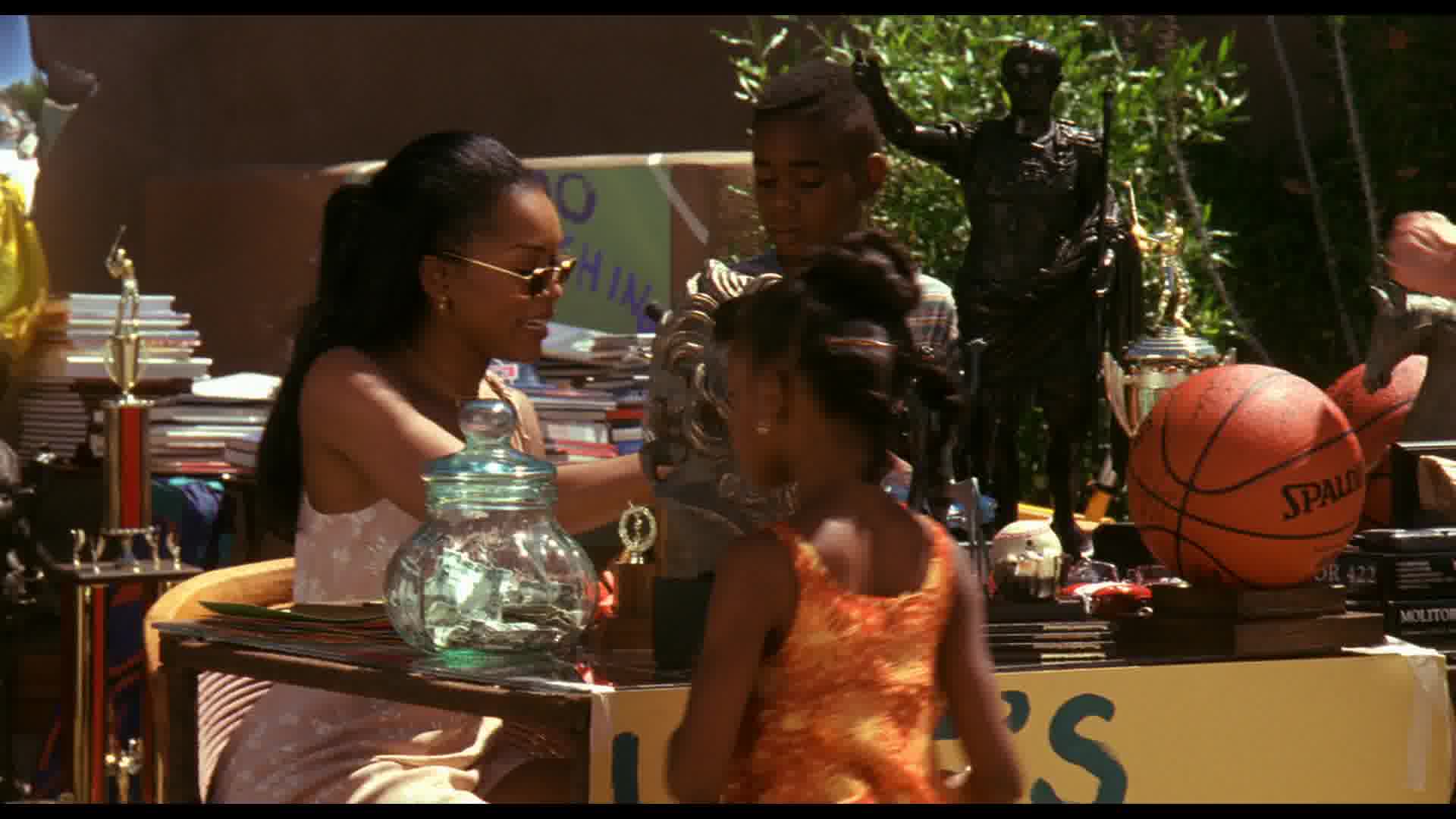 WaitingtoExhale-Caps-0459.jpg