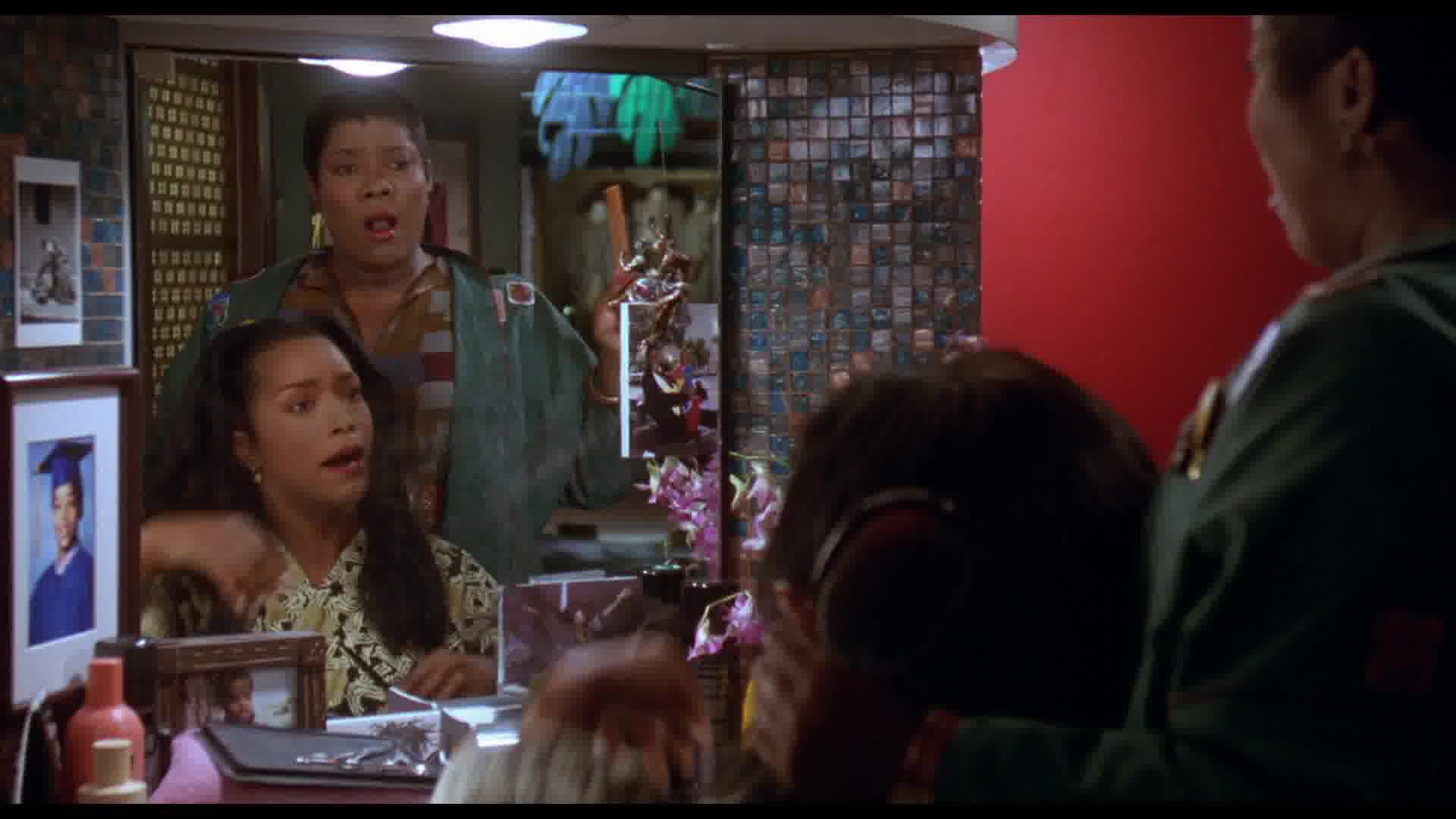 WaitingtoExhale-Caps-0590.jpg