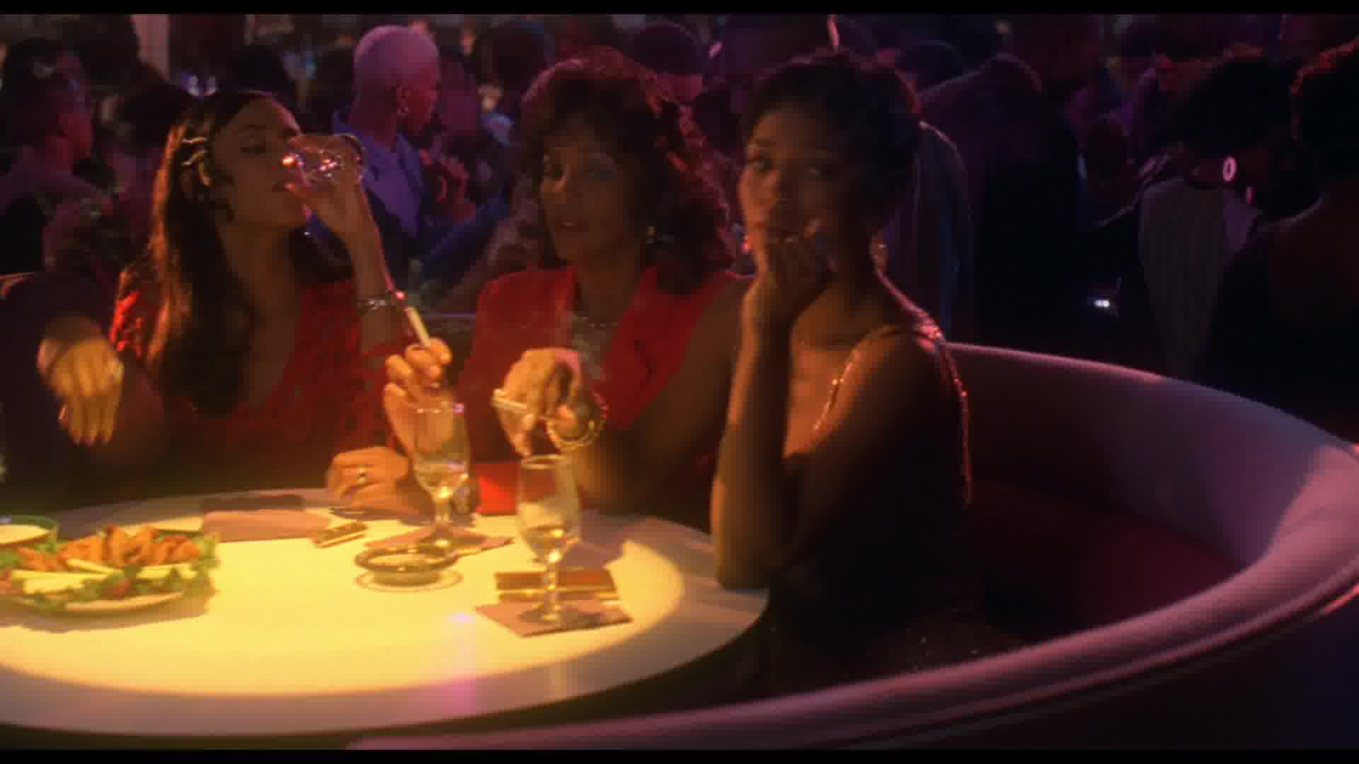 WaitingtoExhale-Caps-0608.jpg