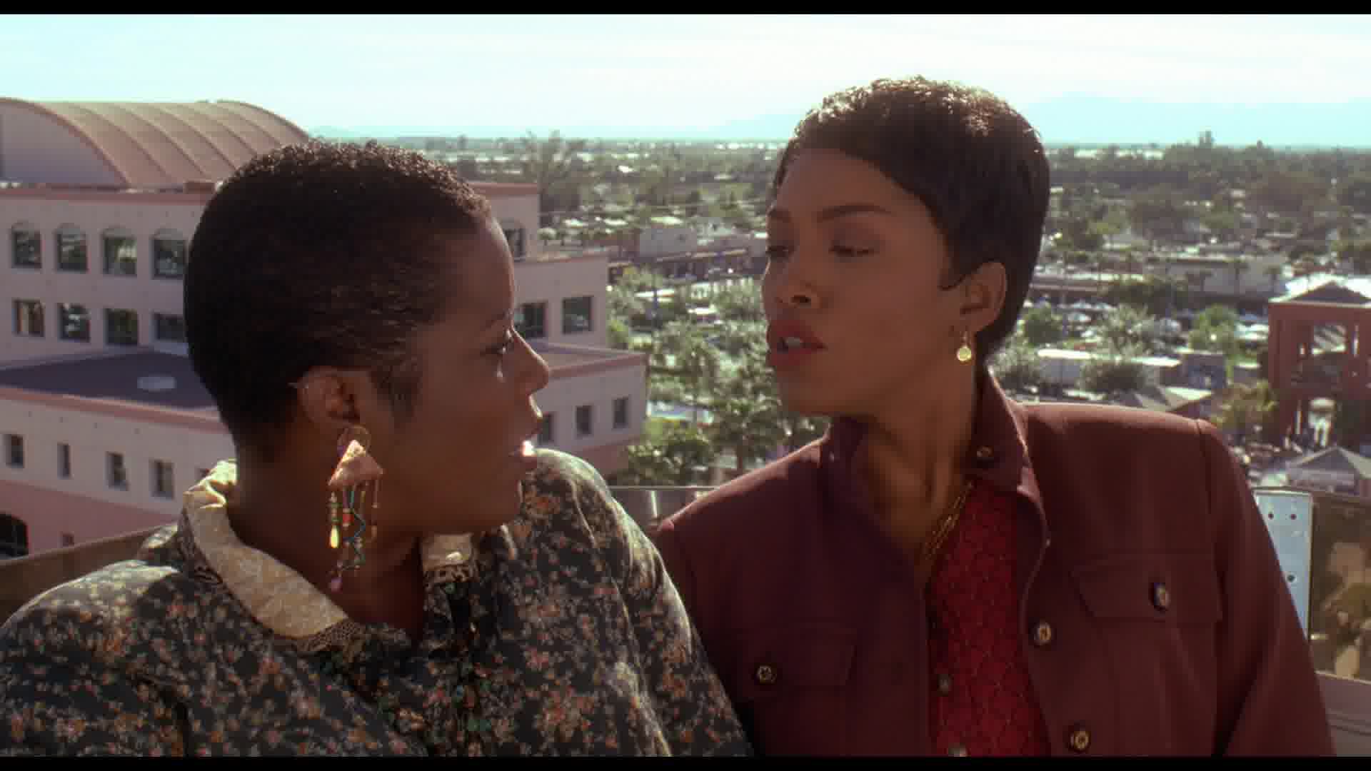 WaitingtoExhale-Caps-0640.jpg