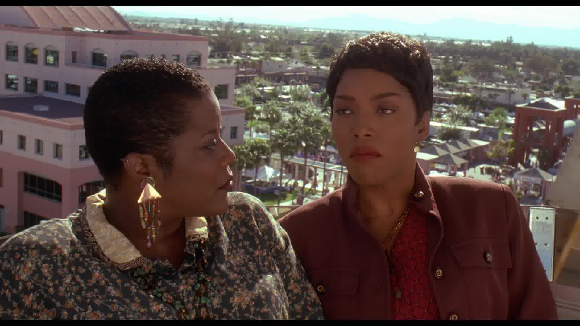 WaitingtoExhale-Caps-0663.jpg