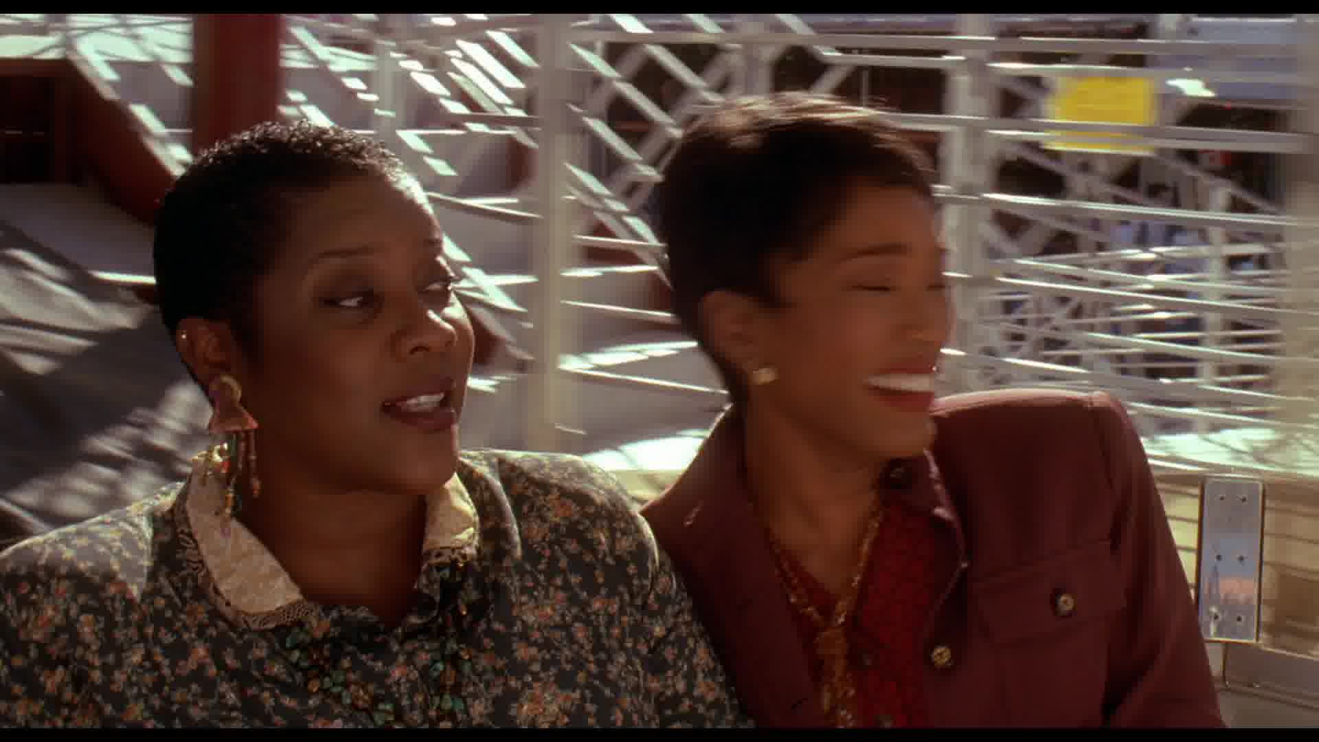 WaitingtoExhale-Caps-0676.jpg