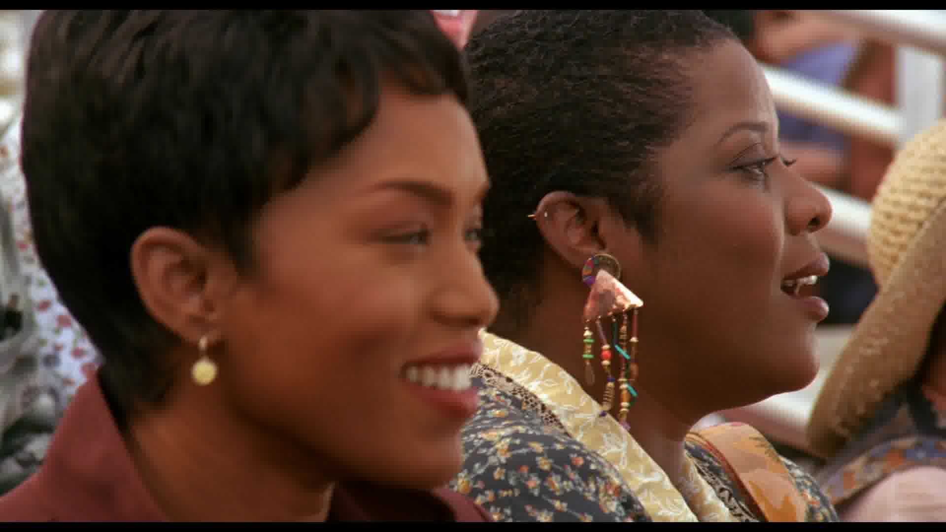 WaitingtoExhale-Caps-0706.jpg