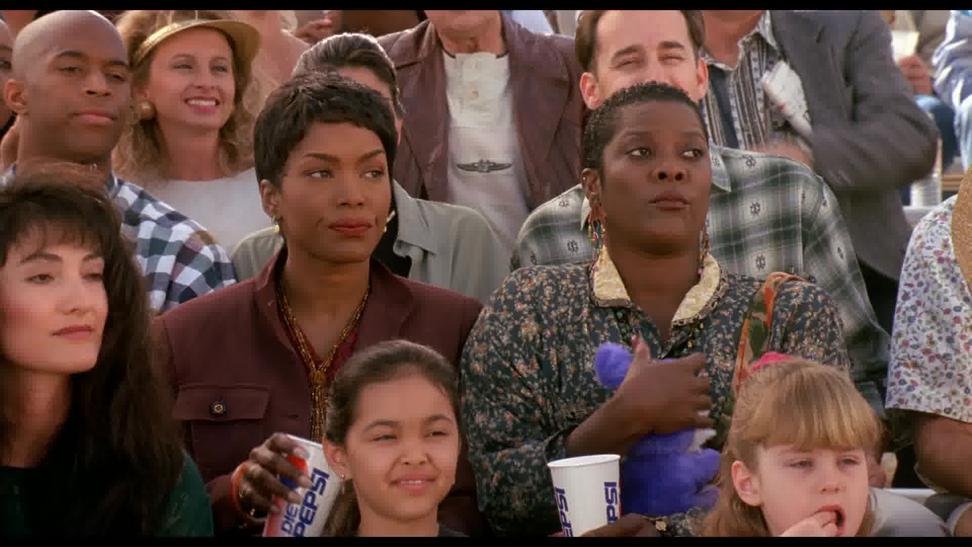 WaitingtoExhale-Caps-0747.jpg