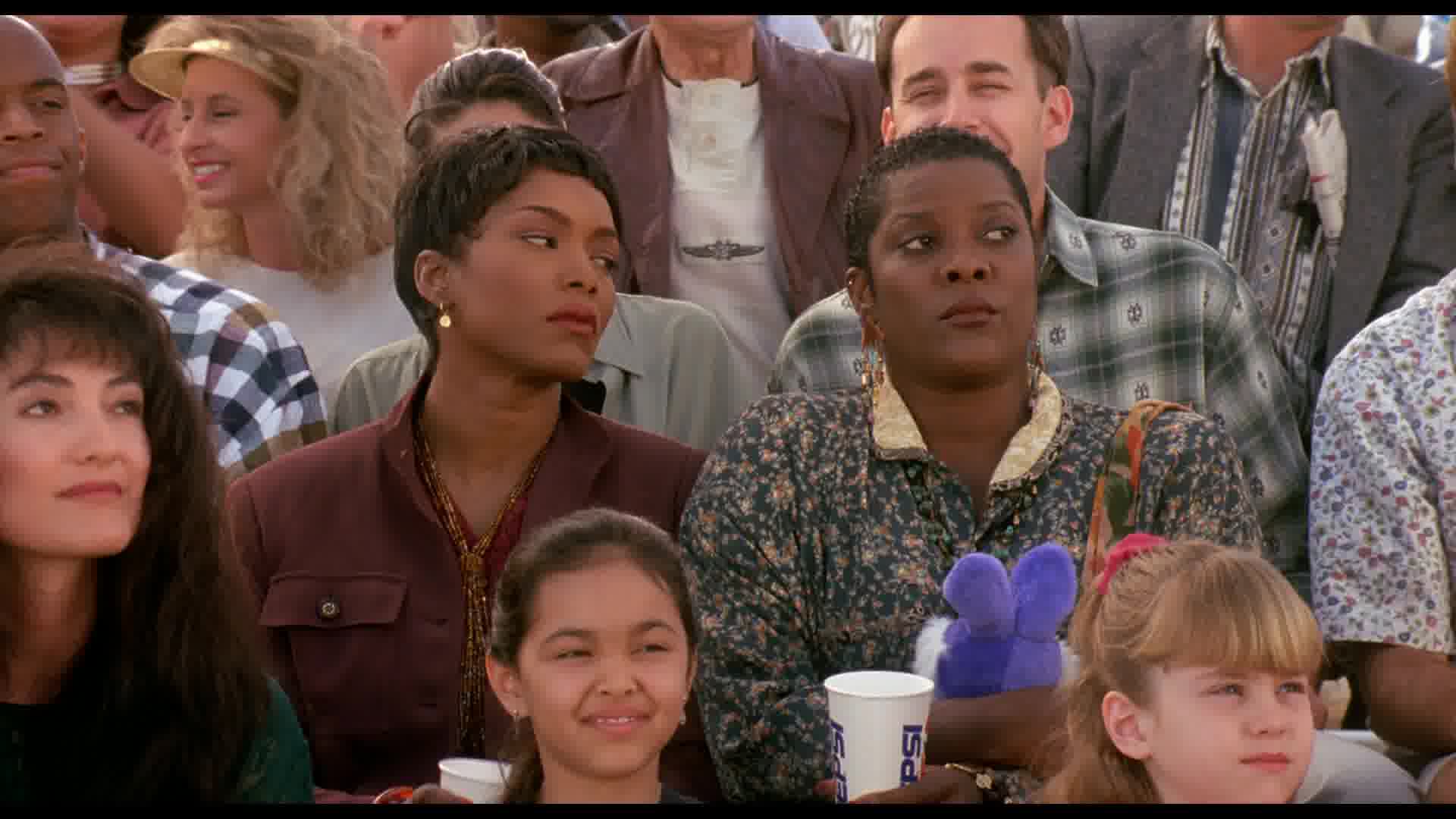 WaitingtoExhale-Caps-0748.jpg