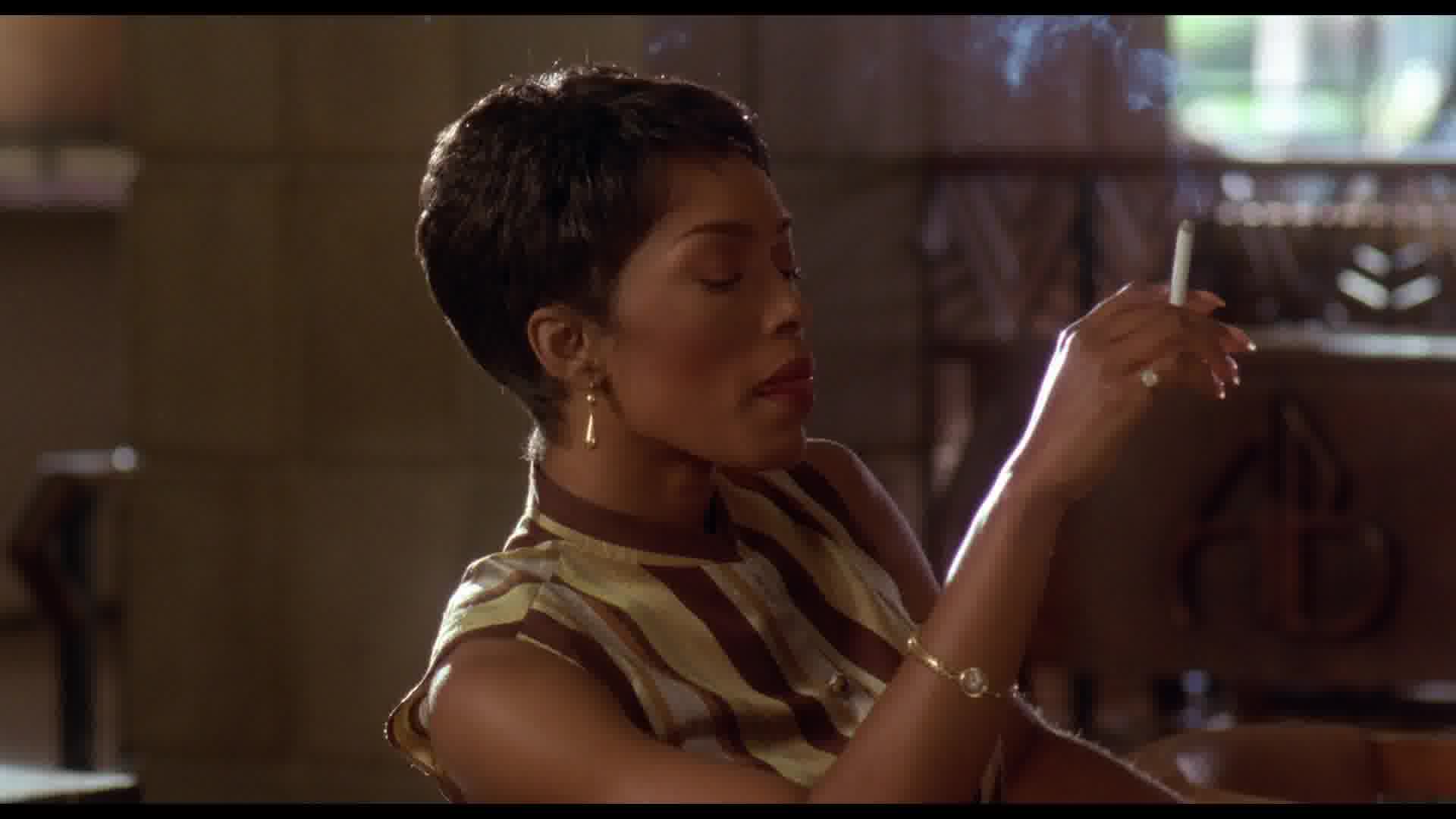 WaitingtoExhale-Caps-0860.jpg