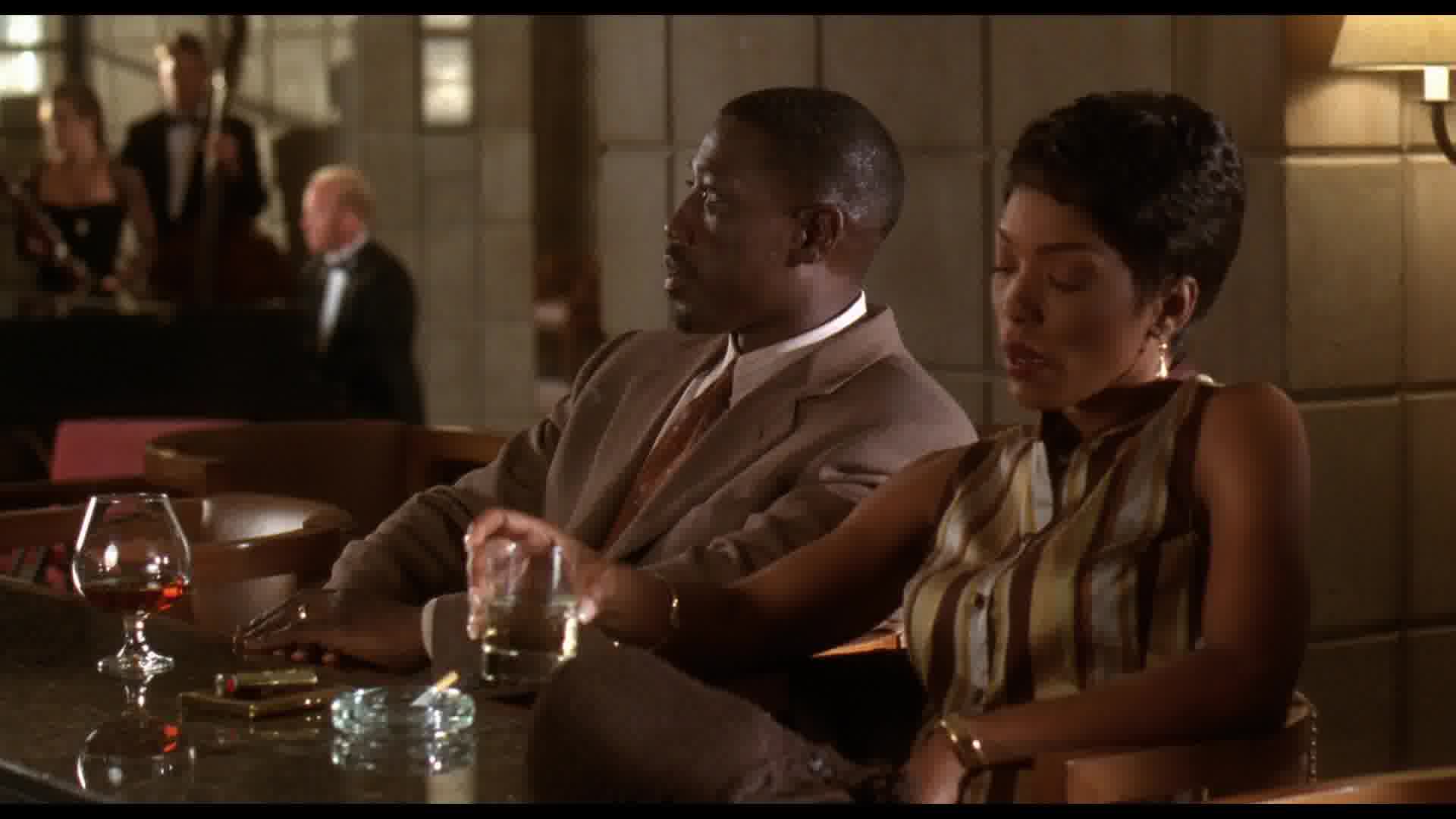 WaitingtoExhale-Caps-0922.jpg