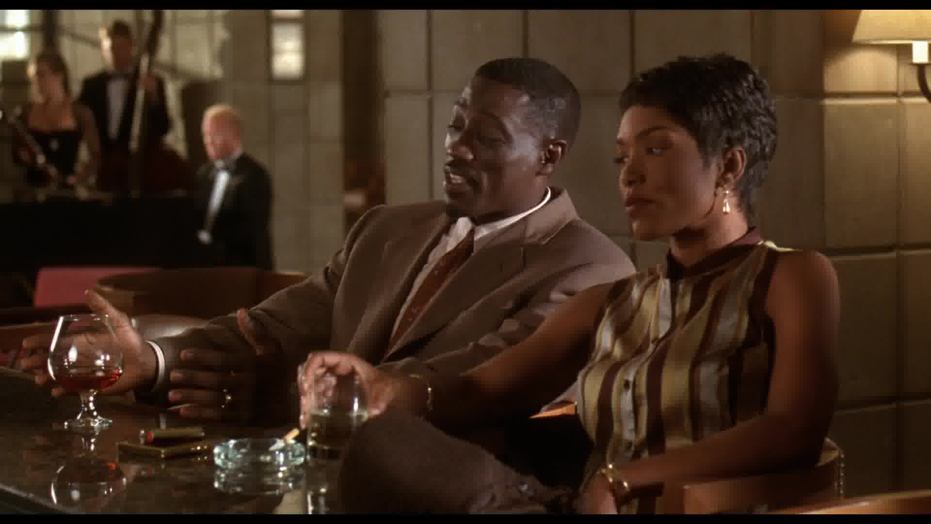 WaitingtoExhale-Caps-0945.jpg