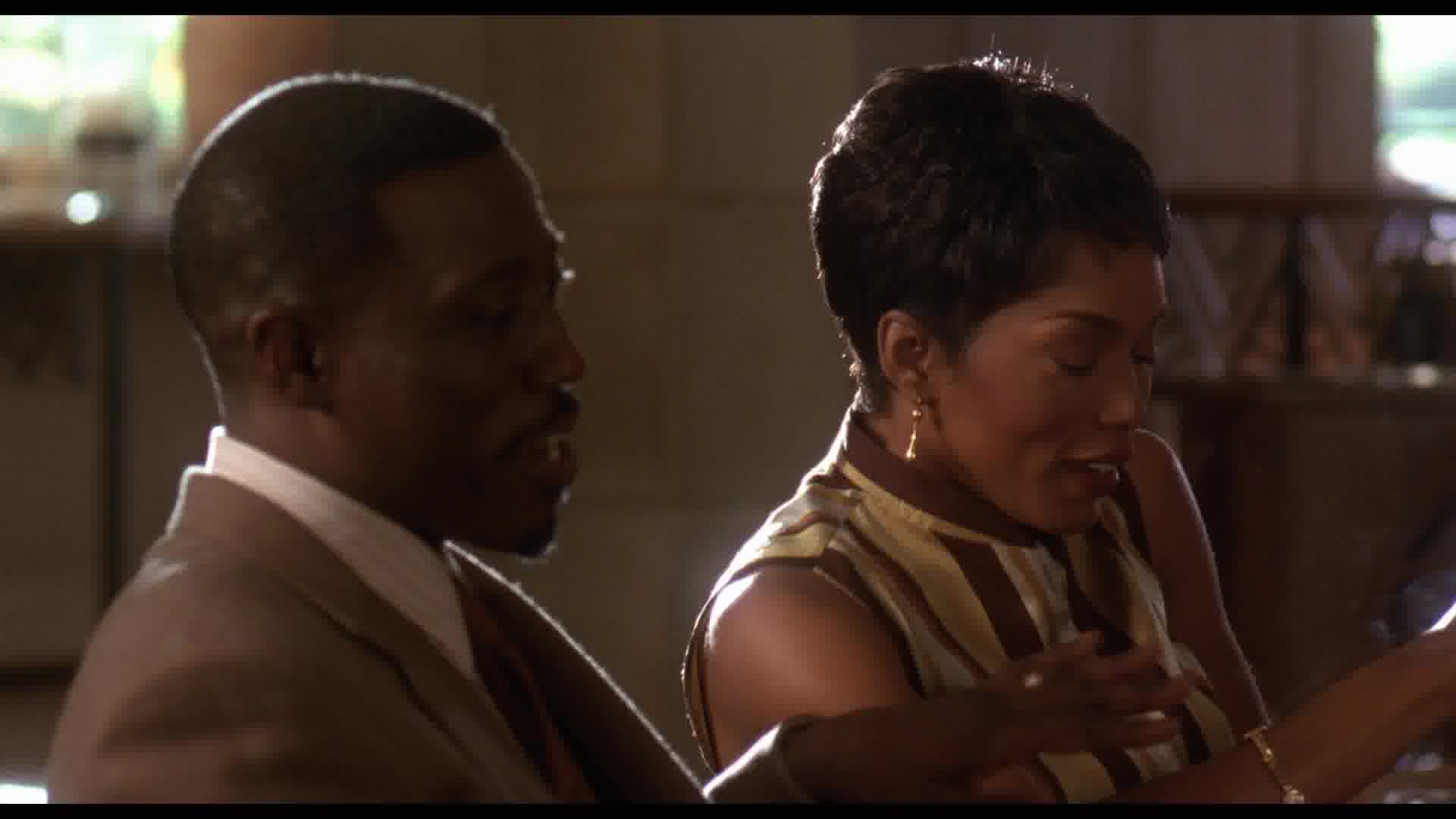 WaitingtoExhale-Caps-0980.jpg