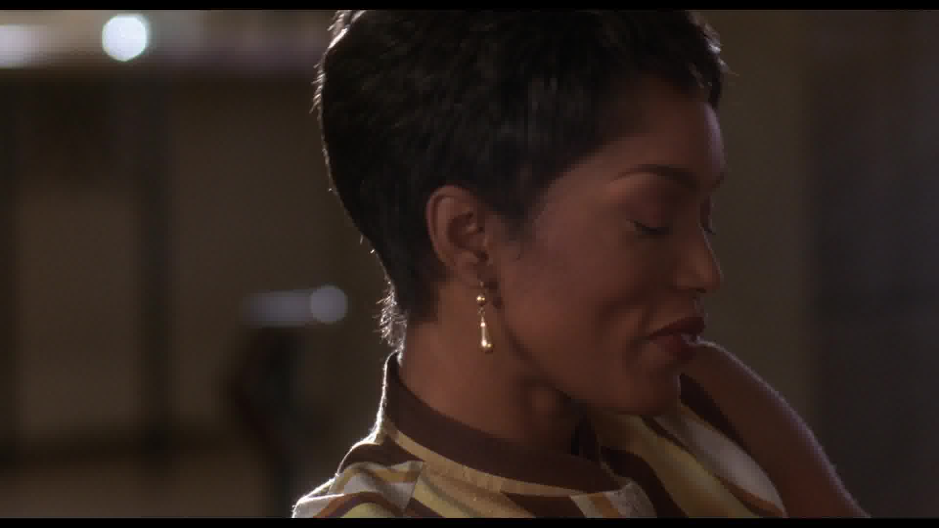 WaitingtoExhale-Caps-1024.jpg