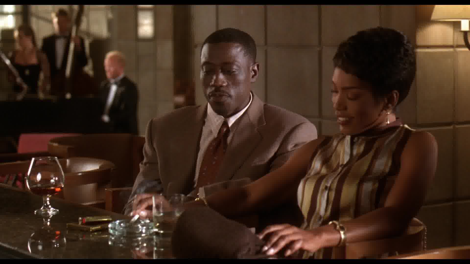 WaitingtoExhale-Caps-1031.jpg