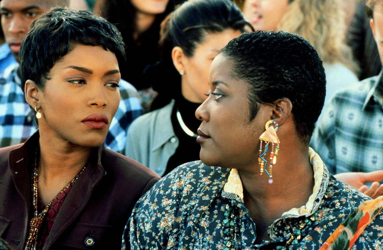 WaitingToExhale-Stills-0013.jpg