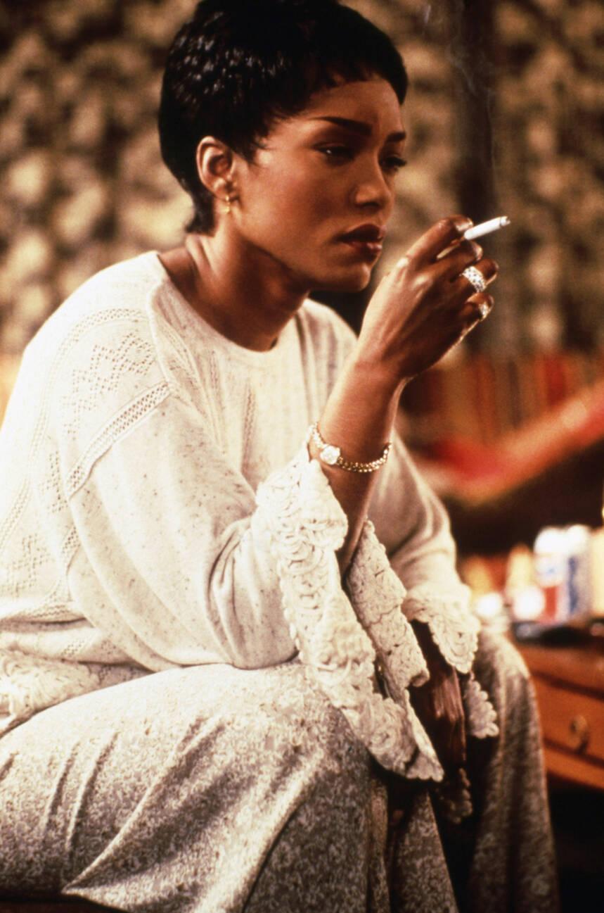 WaitingToExhale-Stills-0017.jpg