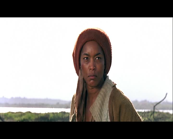 Boseman_Lena-Caps-0808.jpg