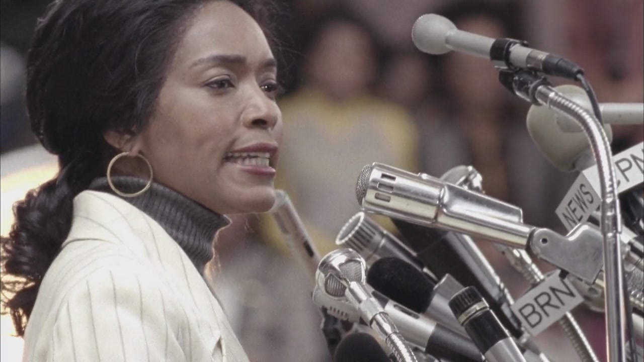 Betty_Coretta-Screencaps-0492.jpg