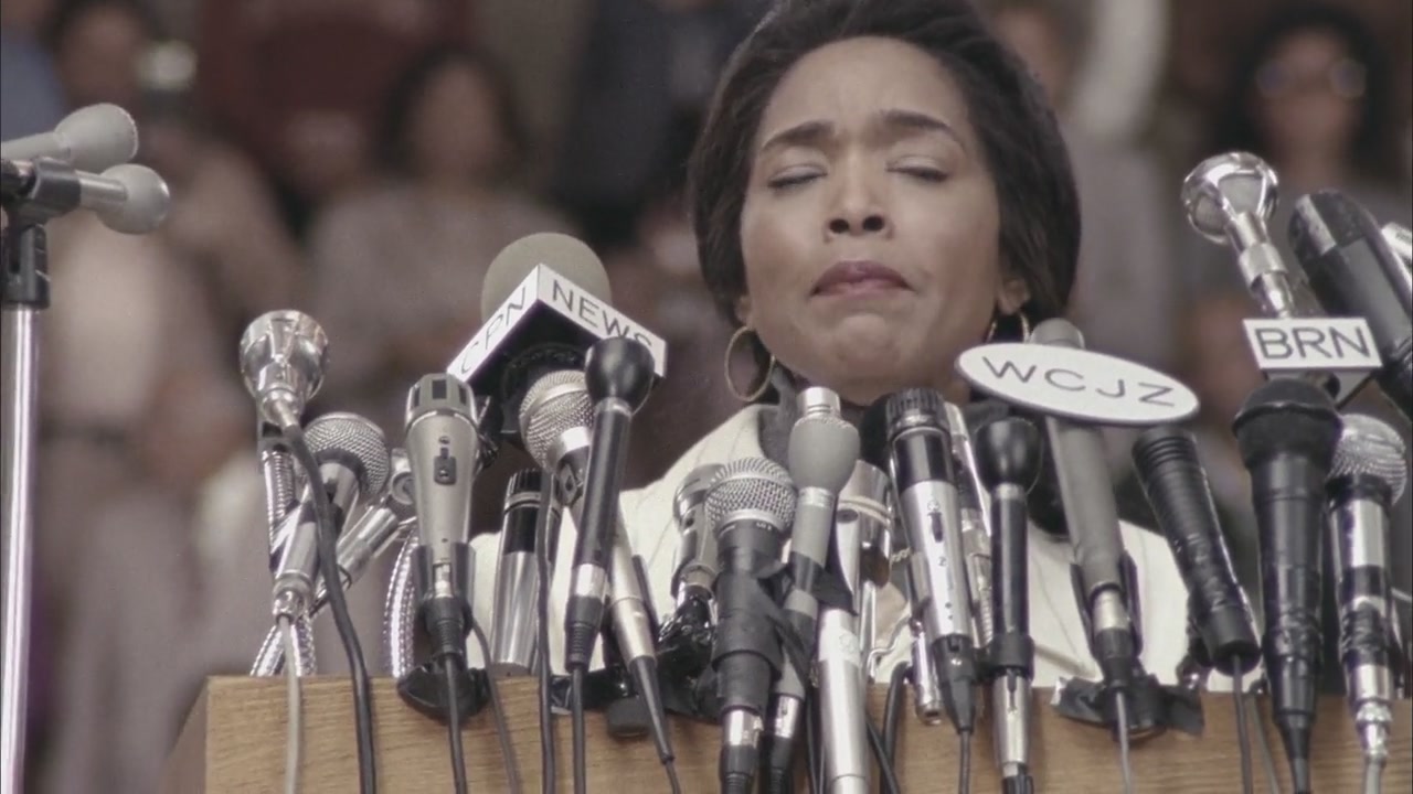 Betty_Coretta-Screencaps-0494.jpg