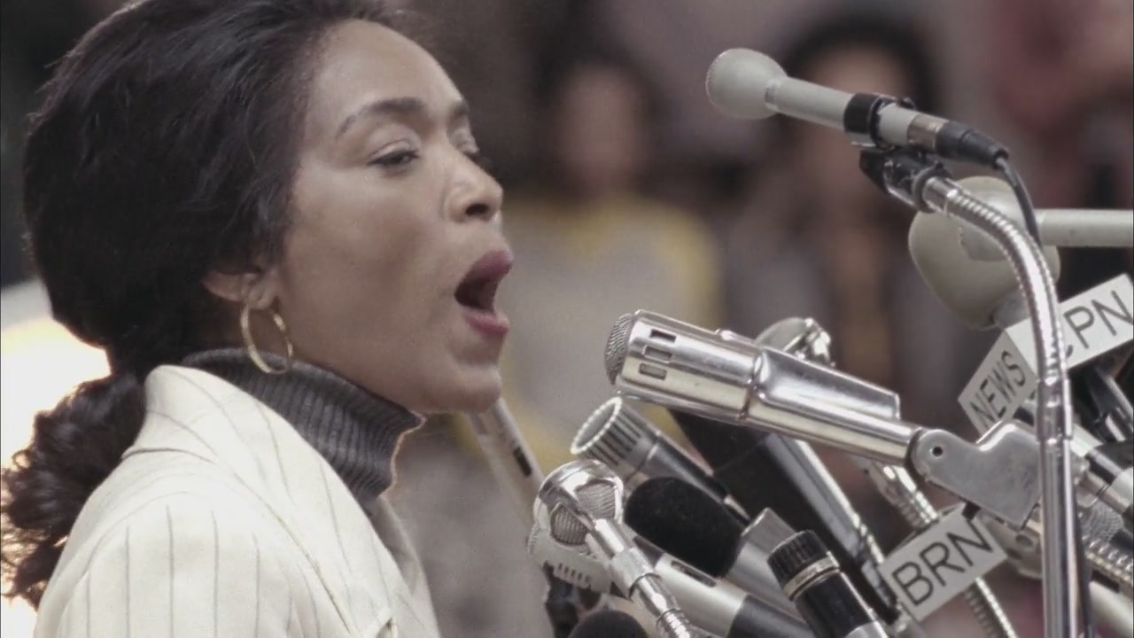 Betty_Coretta-Screencaps-0502.jpg