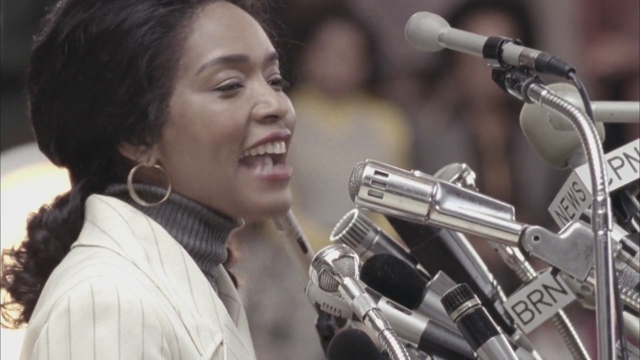 Betty_Coretta-Screencaps-0503.jpg