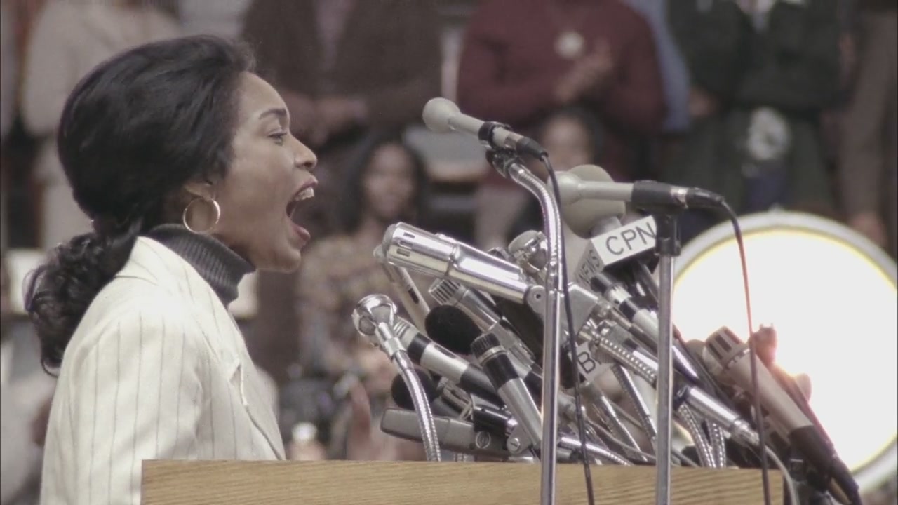 Betty_Coretta-Screencaps-0523.jpg