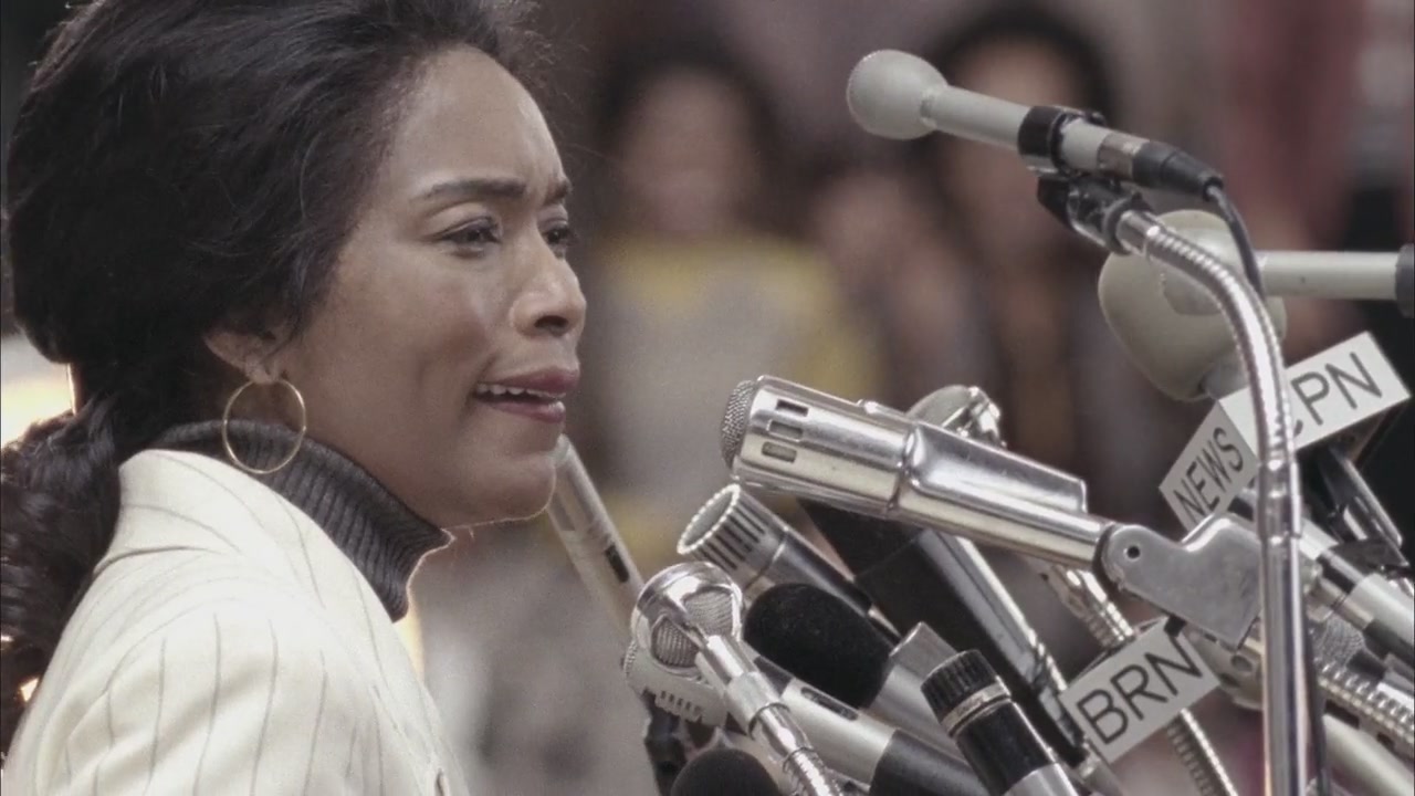 Betty_Coretta-Screencaps-0532.jpg