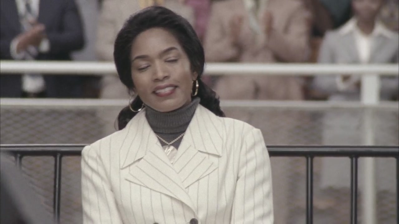 Betty_Coretta-Screencaps-0572.jpg