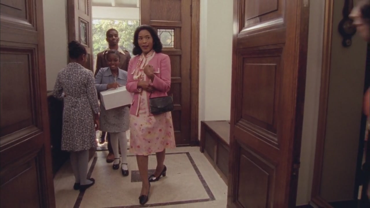 Betty_Coretta-Screencaps-0693.jpg