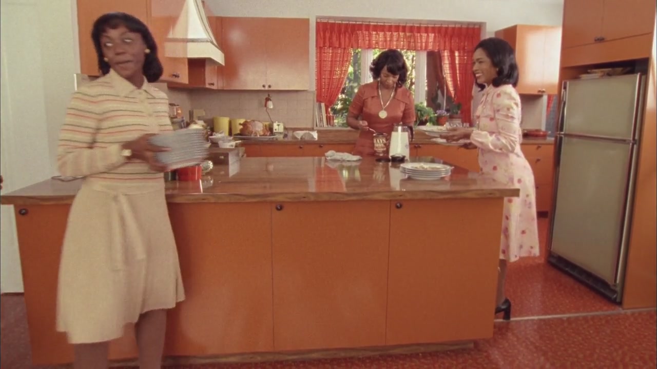 Betty_Coretta-Screencaps-0726.jpg