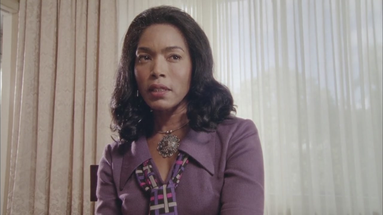 Betty_Coretta-Screencaps-0813.jpg