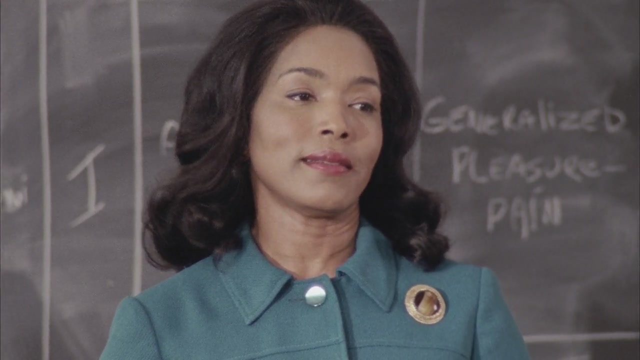 Betty_Coretta-Screencaps-0904.jpg