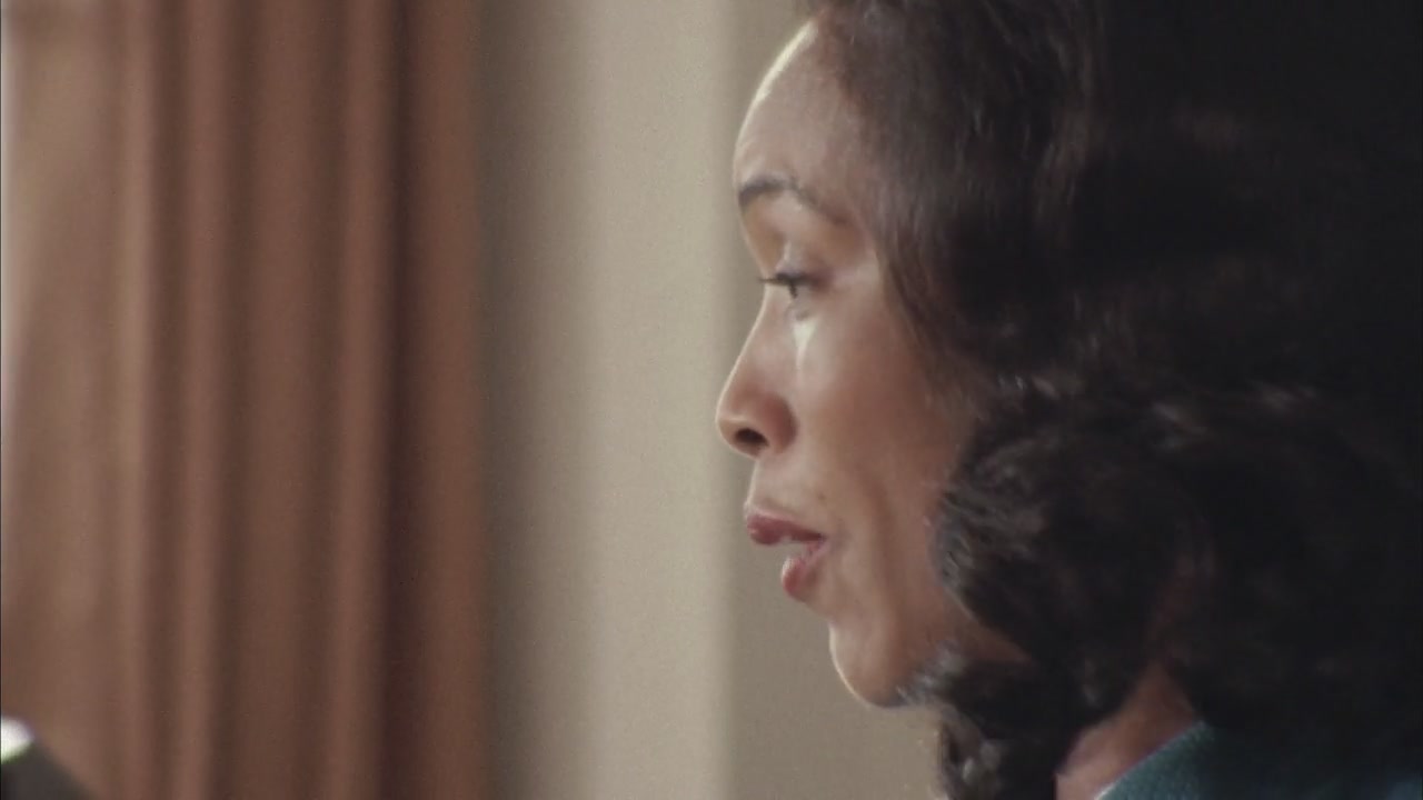 Betty_Coretta-Screencaps-0917.jpg