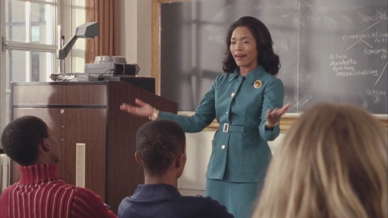 Betty_Coretta-Screencaps-0931.jpg