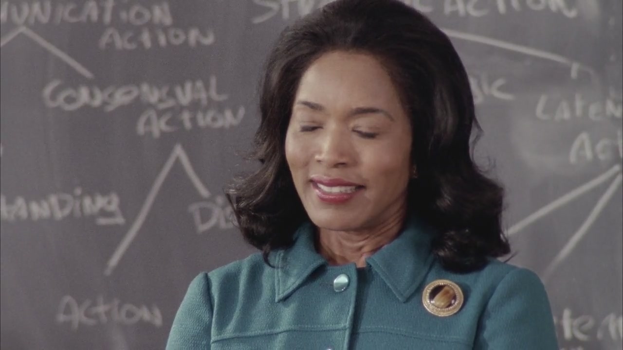 Betty_Coretta-Screencaps-0944.jpg