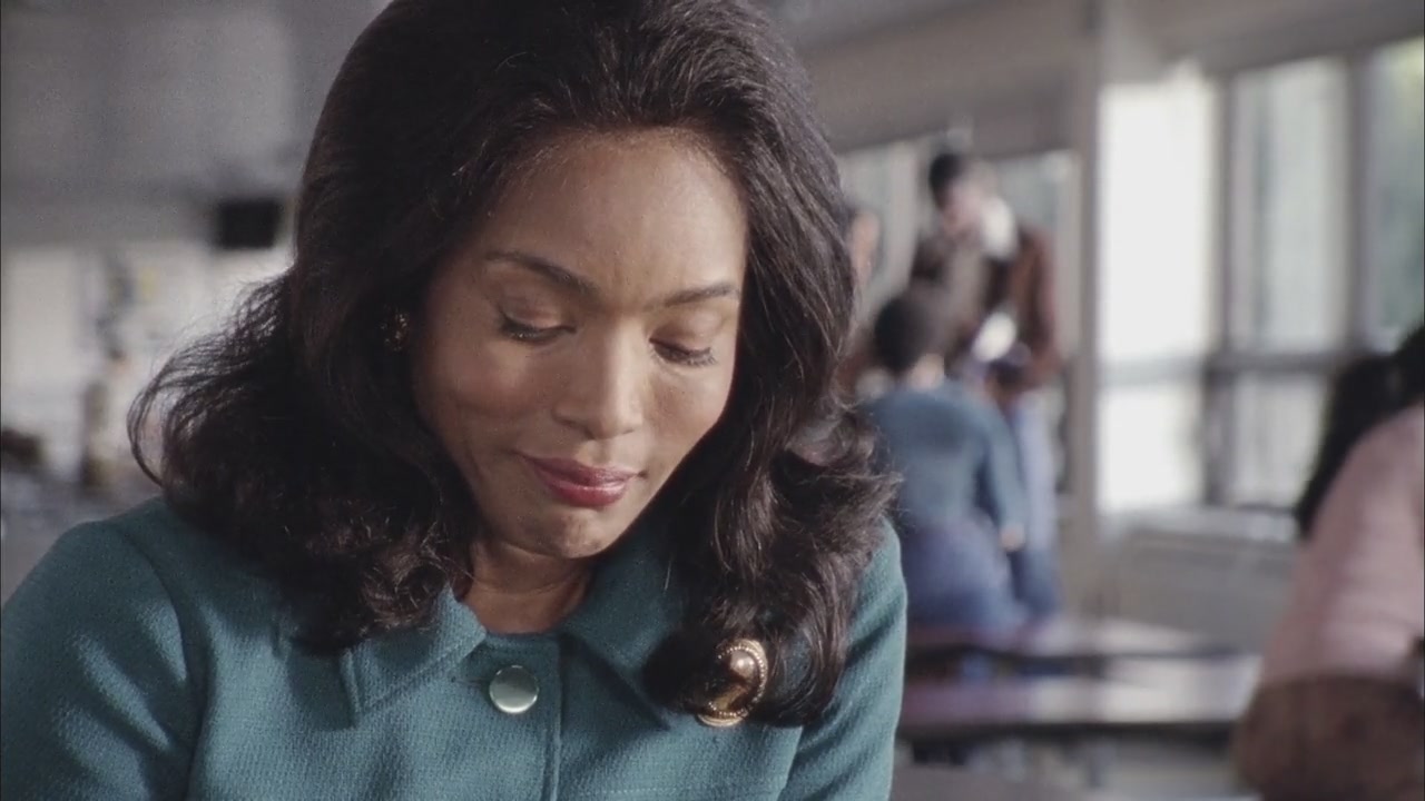 Betty_Coretta-Screencaps-1008.jpg