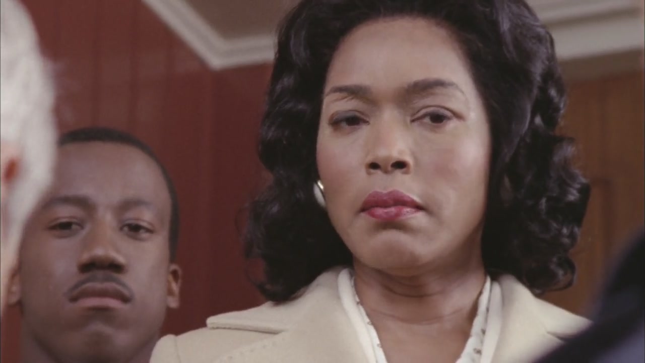 Betty_Coretta-Screencaps-1094.jpg