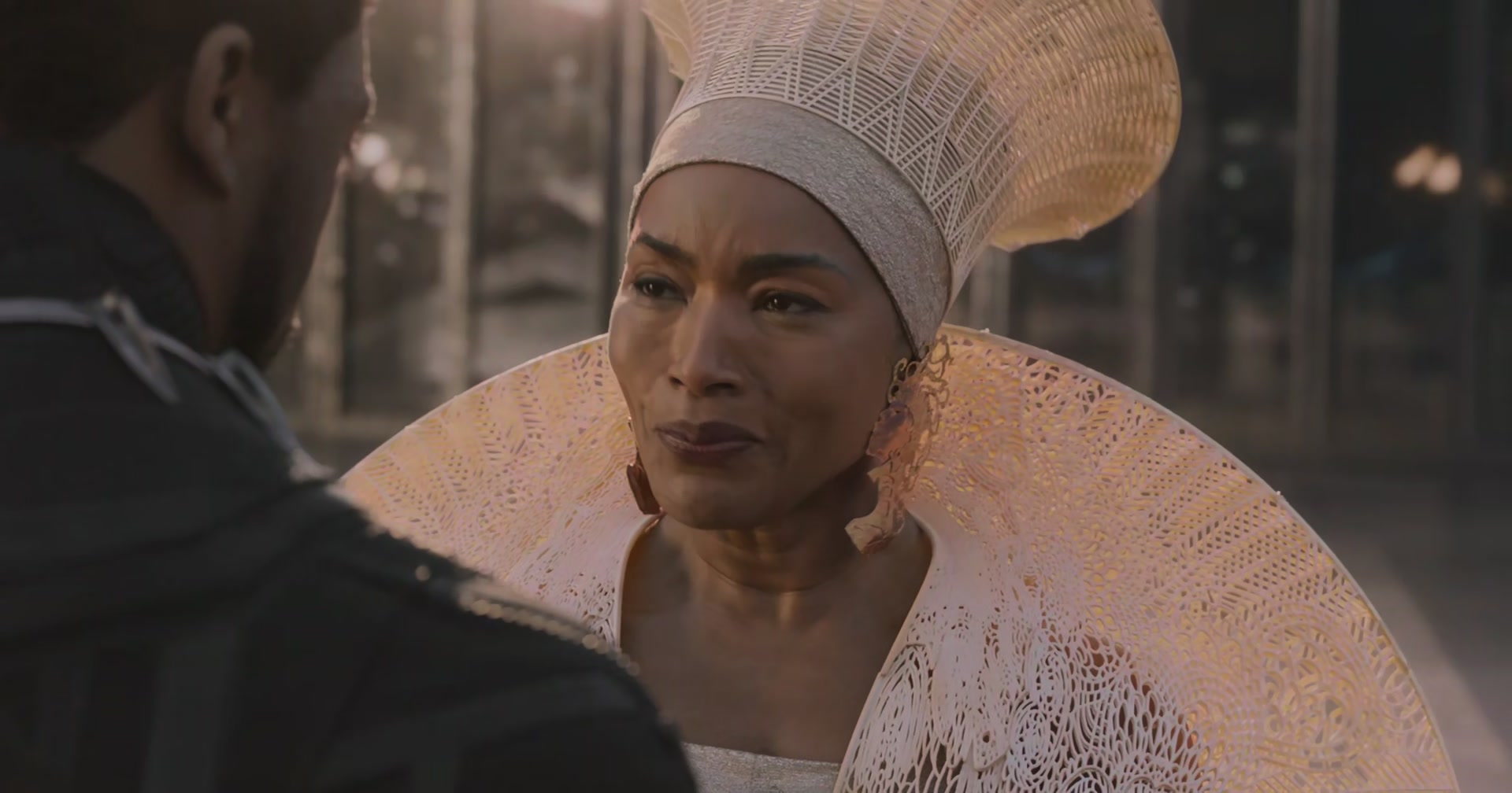 BlackPanther-Screencaps-0025.jpg