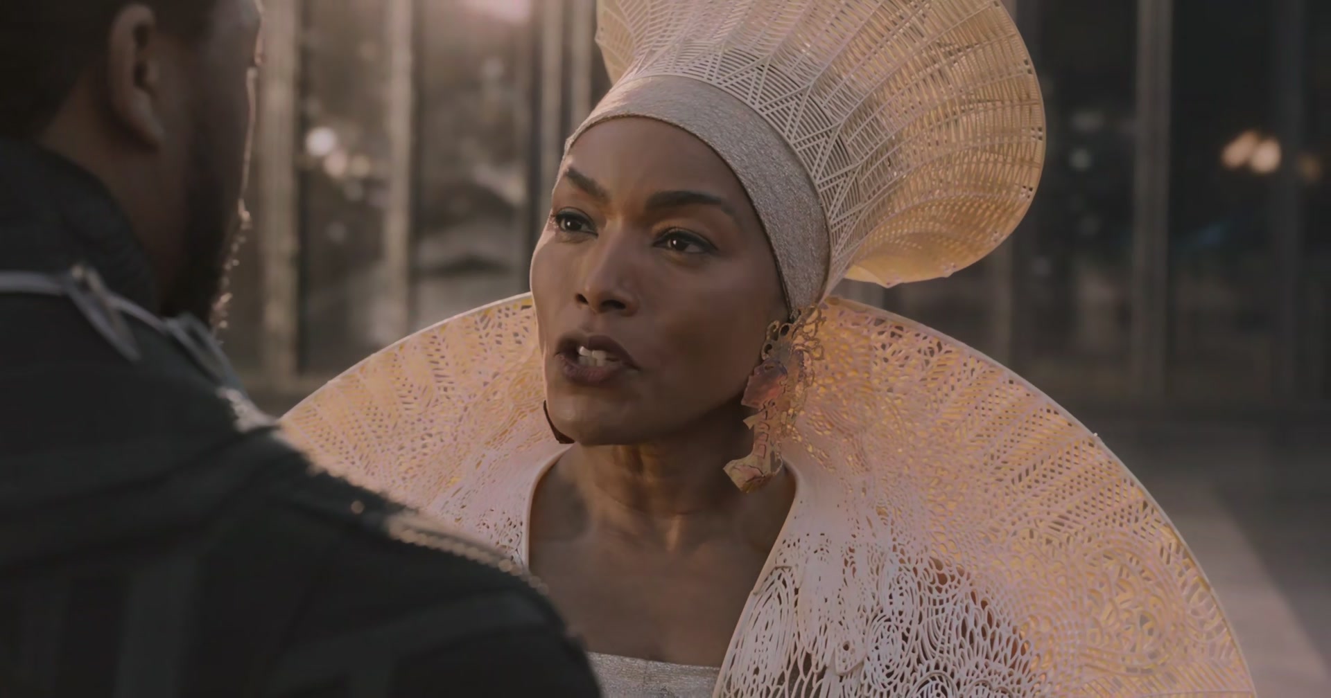 BlackPanther-Screencaps-0026.jpg