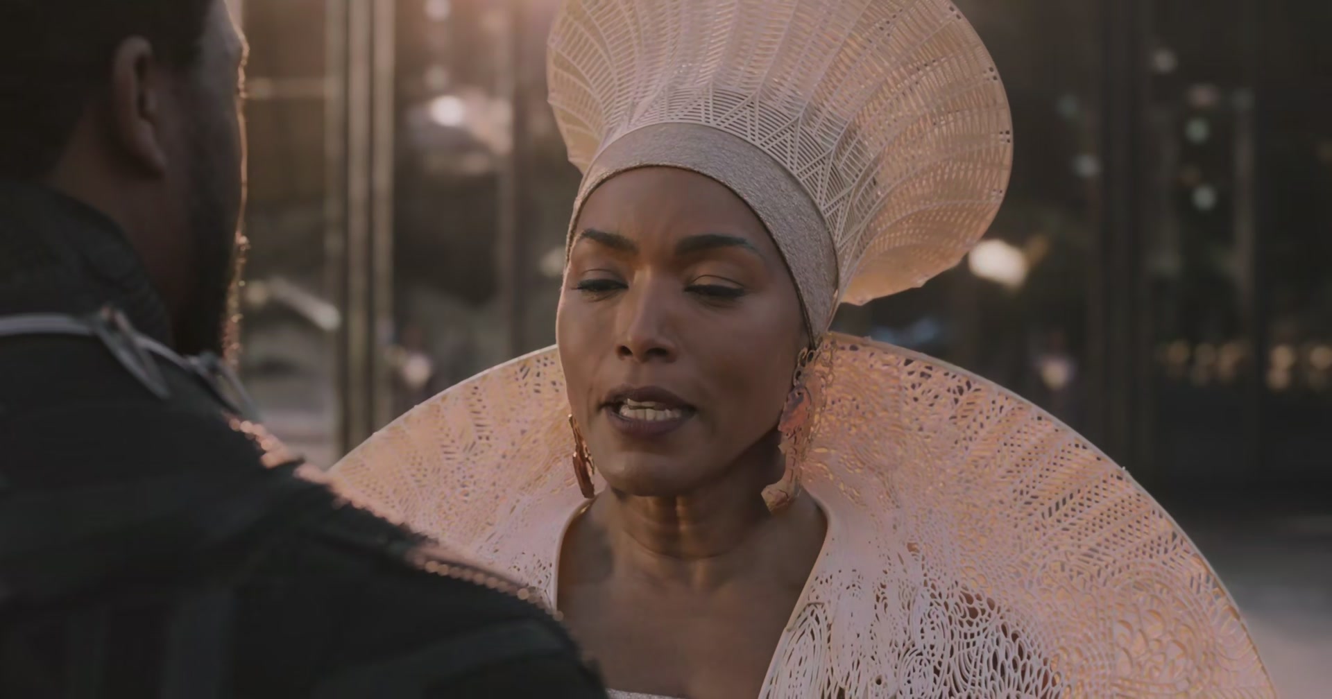 BlackPanther-Screencaps-0030.jpg