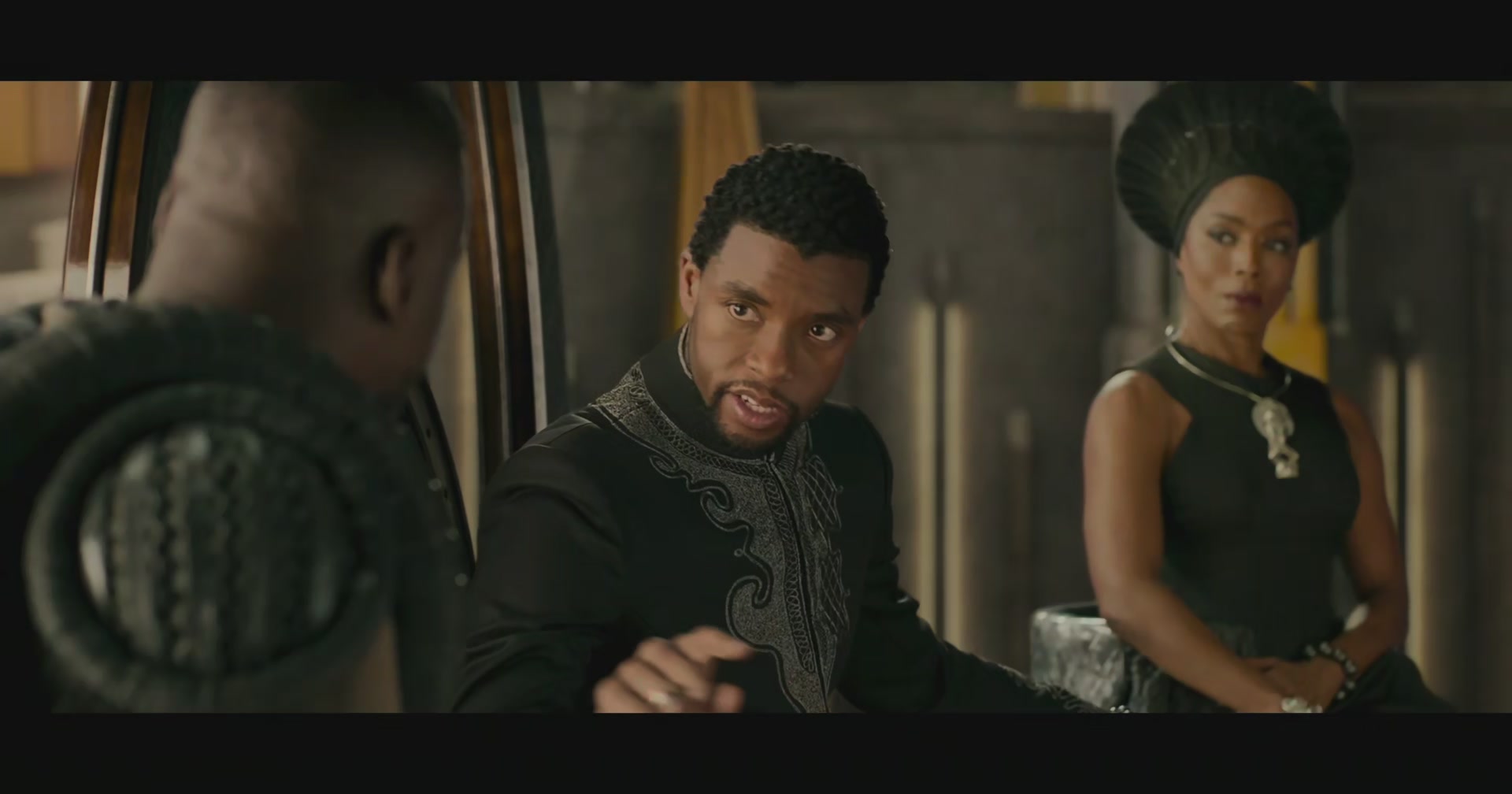 BlackPanther-Screencaps-0097.jpg