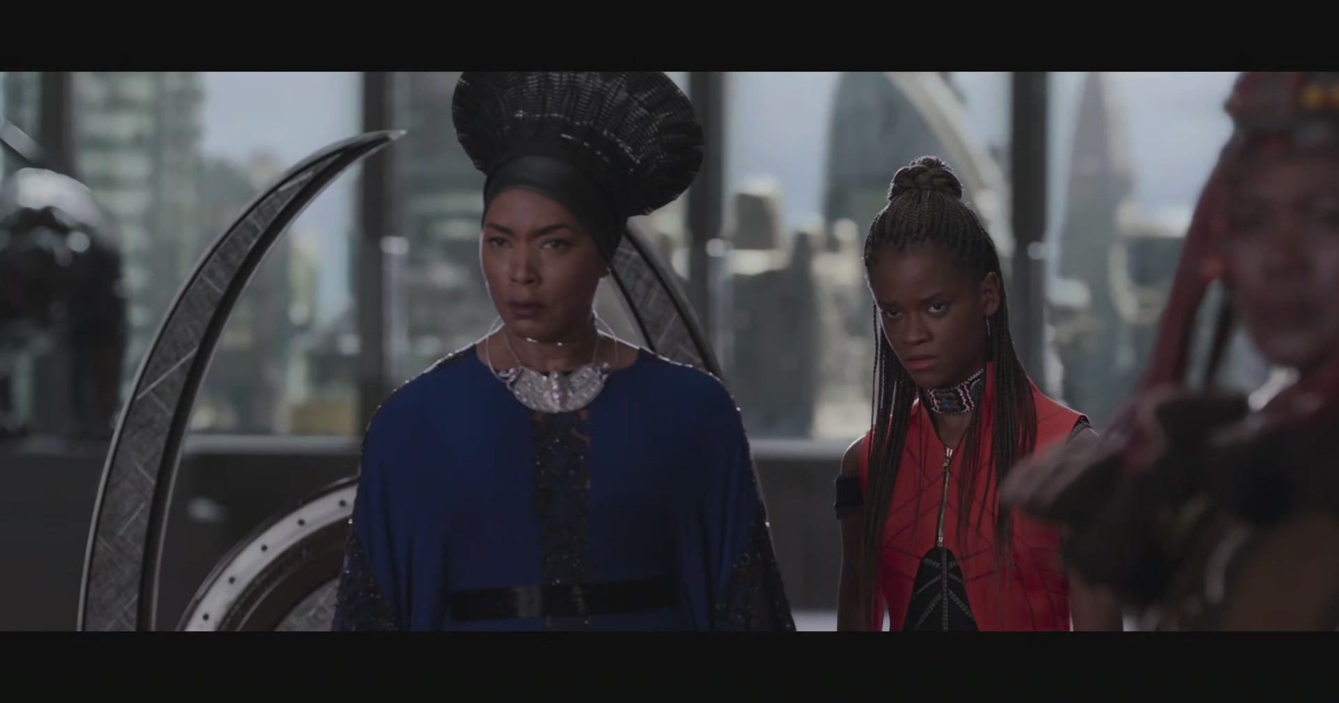 BlackPanther-Screencaps-0117.jpg