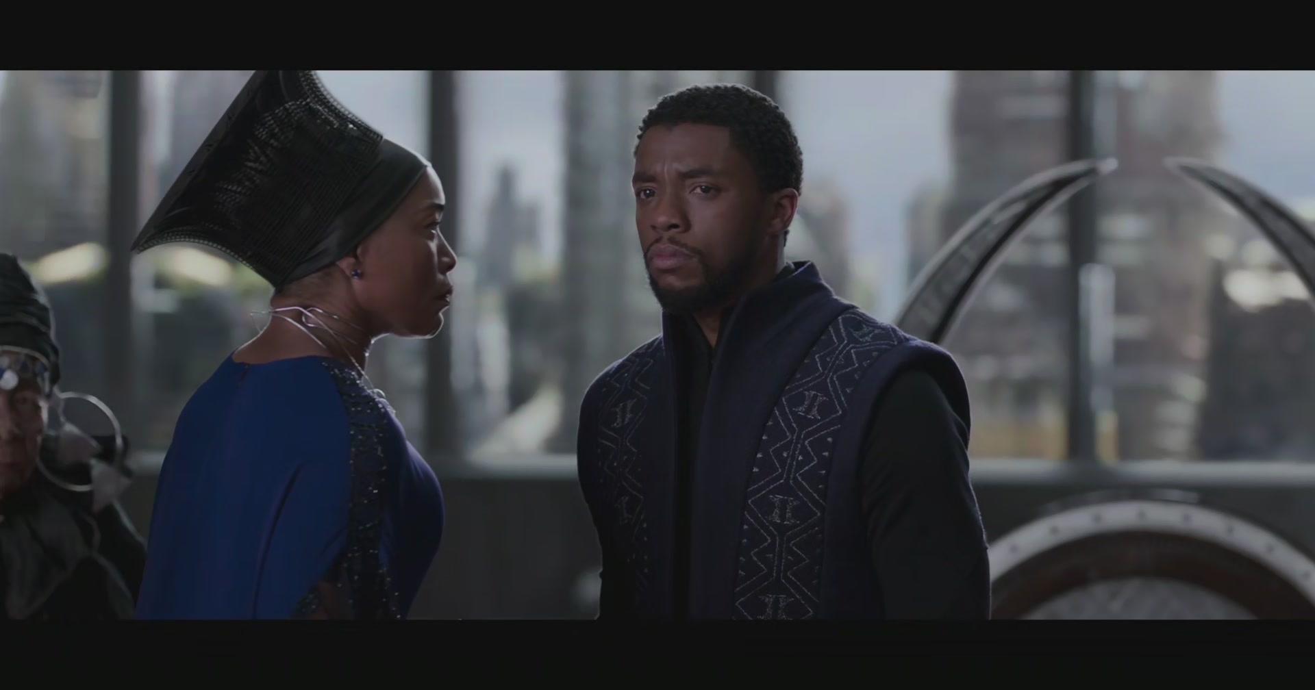 BlackPanther-Screencaps-0130.jpg