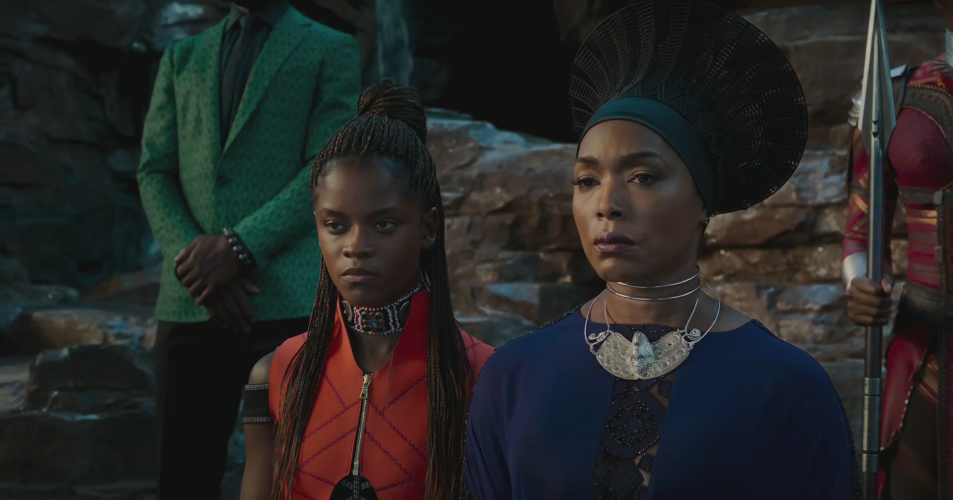 BlackPanther-Screencaps-0145.jpg