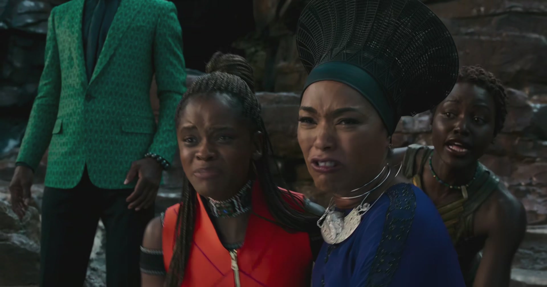 BlackPanther-Screencaps-0163.jpg