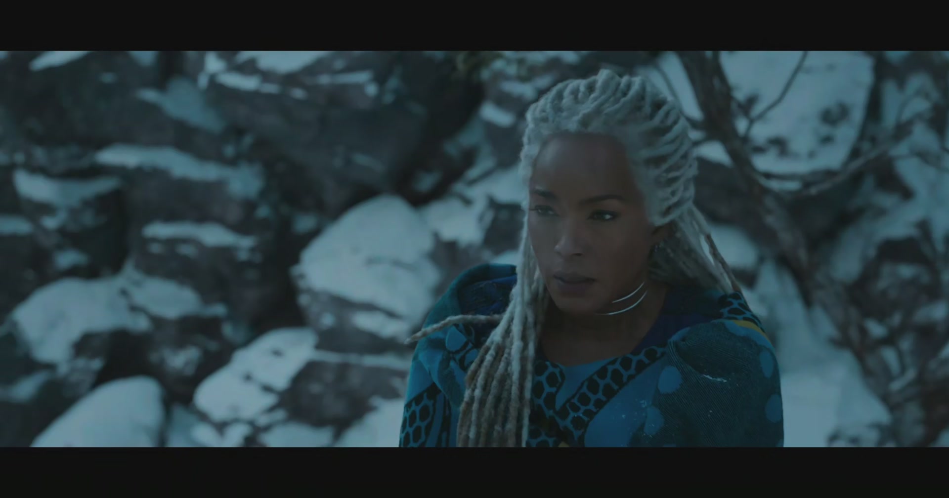 BlackPanther-Screencaps-0215.jpg